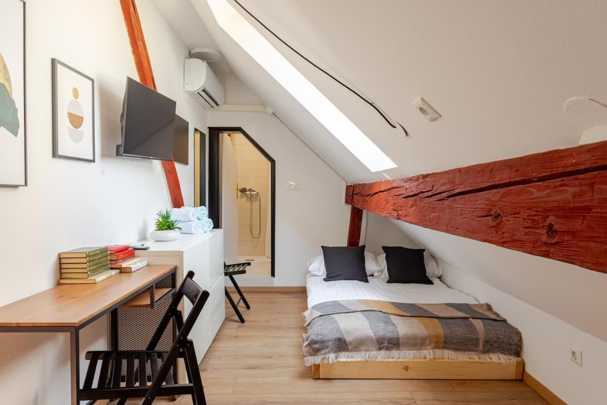 Apartma Stylish Loft In The Hearth Of Historic Centre *