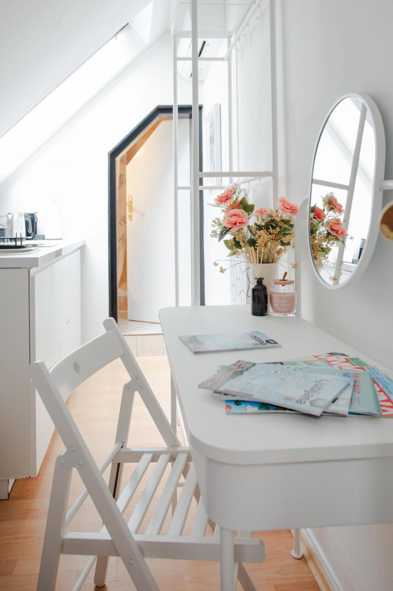 Apartma Stylish Loft In The Hearth Of Historic Centre *